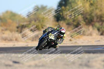 media/Dec-07-2024-CVMA (Sat) [[21c5f1ef85]]/Race 11-Amateur Supersport Open/